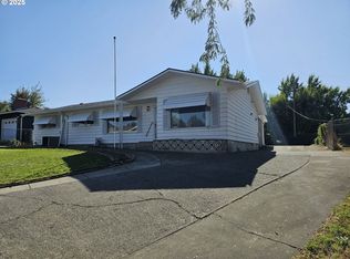 3218 SW Isaac Ave, Pendleton, OR 97801