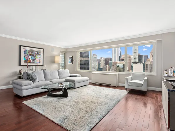 303 East 57th Street image 1 of 14