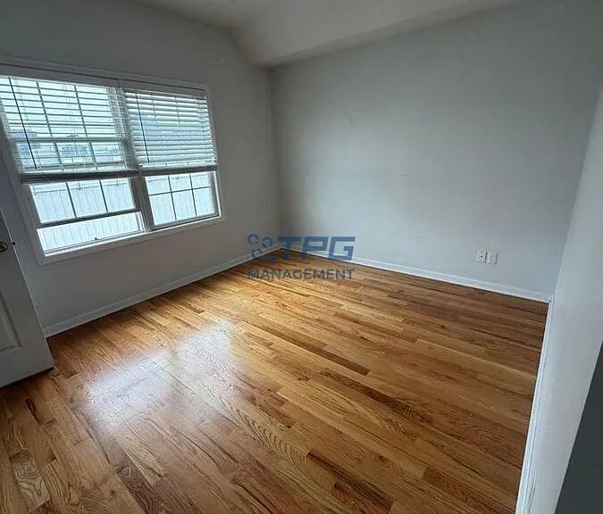 131 Bergen St #2 — Photo 6