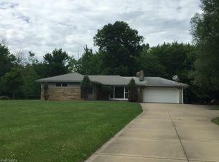 720 Aurora Lake Rd, Aurora, OH