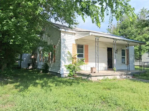 302 N Mead Ave, Shawnee, OK 74801