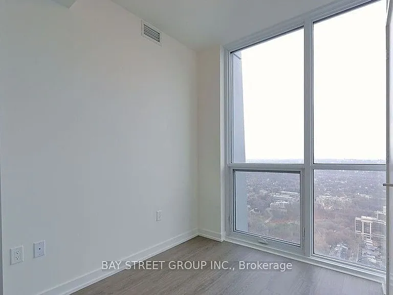 1 Yorkville Ave #4008 — Photo 10