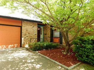 3016 E Court St, Iowa City, IA 52245