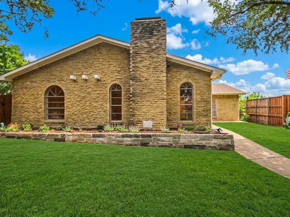 2905 Arcadia Ln, Carrollton, TX 75007