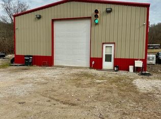 Walden Ln, Saint albans, WV 25177