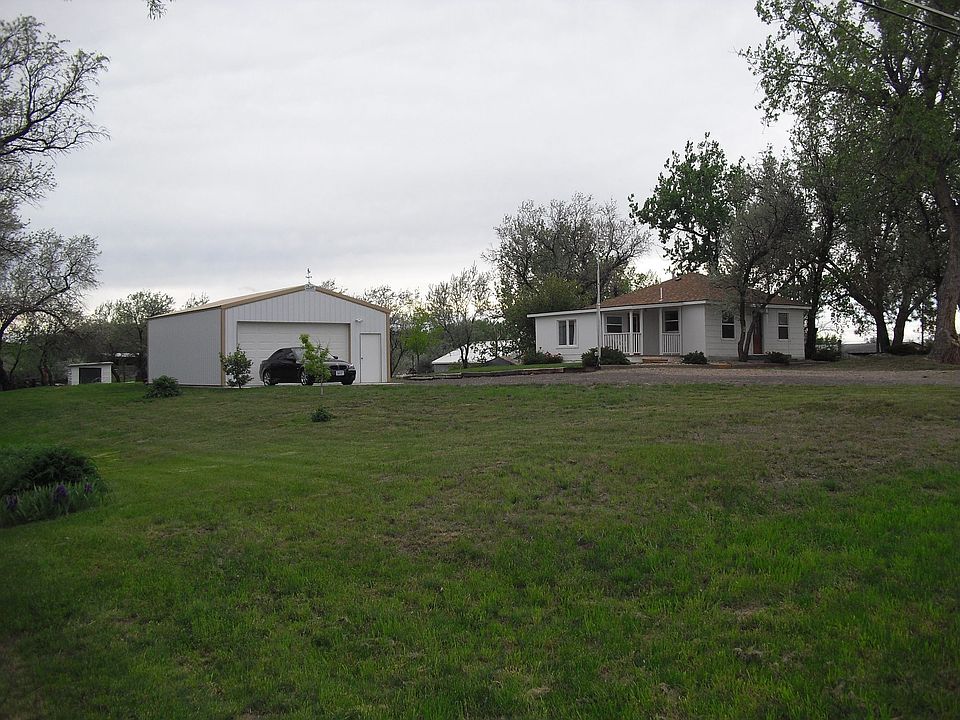 Front south east corner