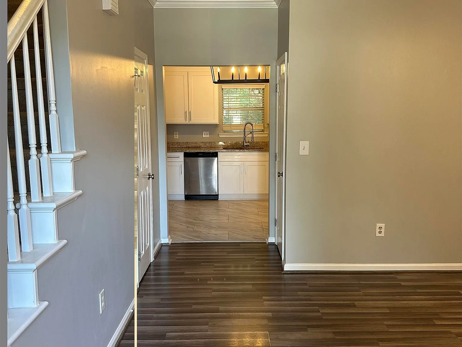 3 bed, 2.5 bath, 1512 sqft, $1,800 — Photo 2