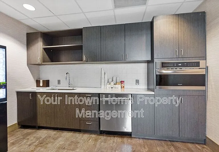 923 Peachtree St NE #1333 — Photo 23