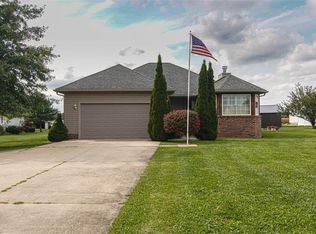 101 Case Rd, Beloit, OH 44609