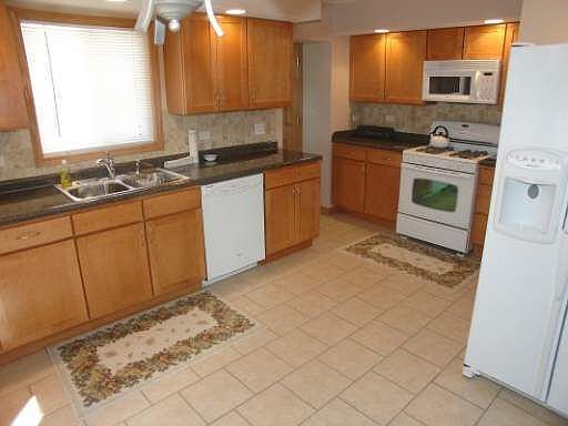 2nd image of 7916 S 87th Ave