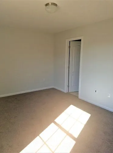 46 Squire Cir — Photo 9
