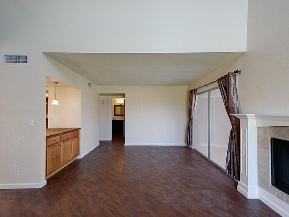 5th image of 4514 W Continental Dr