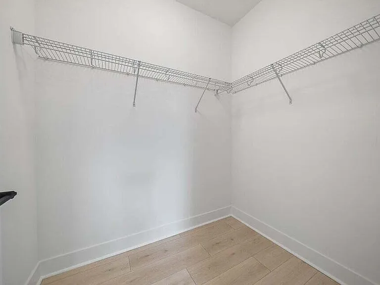 13613 Le Christine Dr — Photo 35