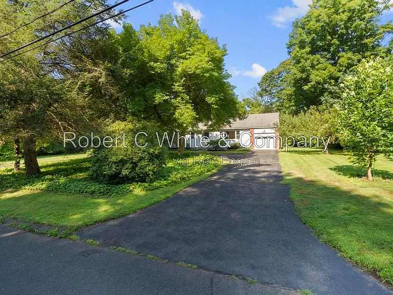 851 Ward Ln — Photo 1