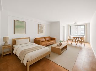 225 E 46th St APT 4K, New York, NY 10017