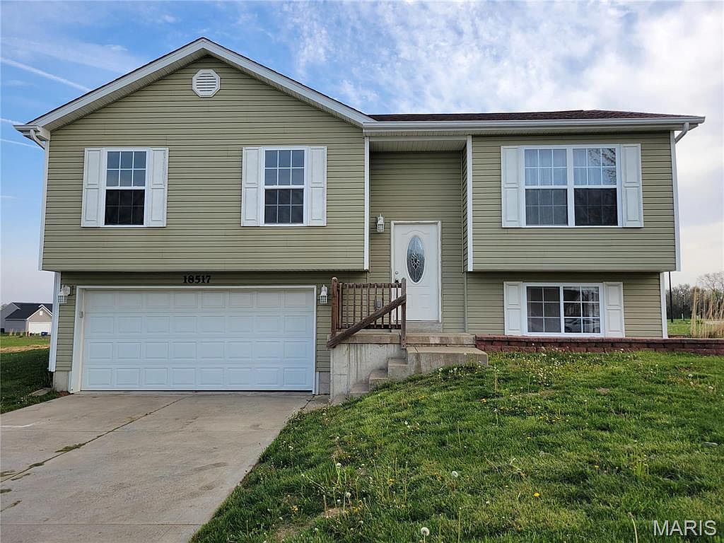 18517 Walnut Hill Ln, Wright City, MO 63390 | Zillow