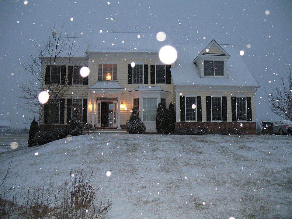 Front eleveation in Snow