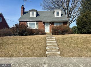 2144 Chestnut St, Camp Hill, PA 17011