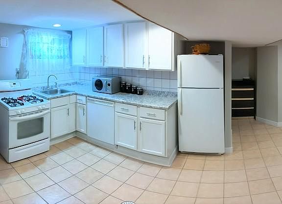 5th image of 5842 S Newland Ave