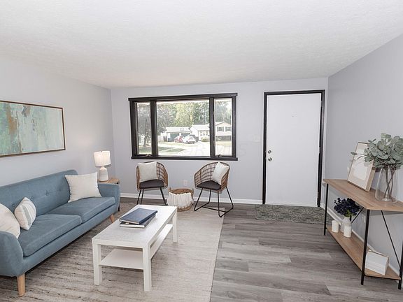 4th image of 1556 Lexdale Ct