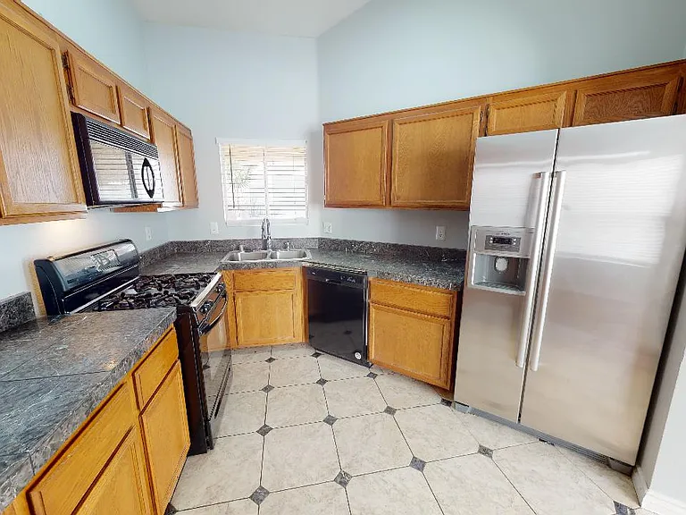 6624 Silver Penny Ave — Photo 15