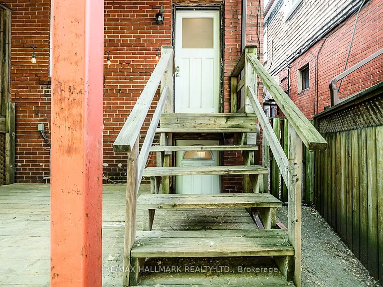 229 Kingston Rd #MAIN LOWER — Photo 27