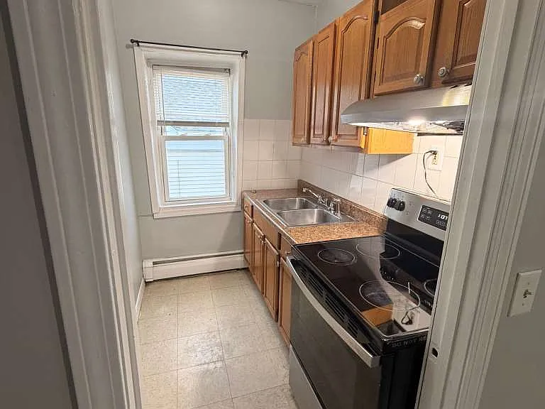 70 Bowdoin St #3 — Photo 2