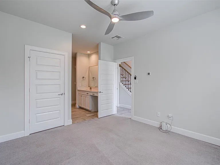 2818 Grand Fountains Dr #B — Photo 29