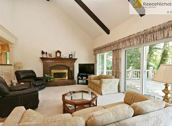 4th image of 3440 S Pink Hill Cir