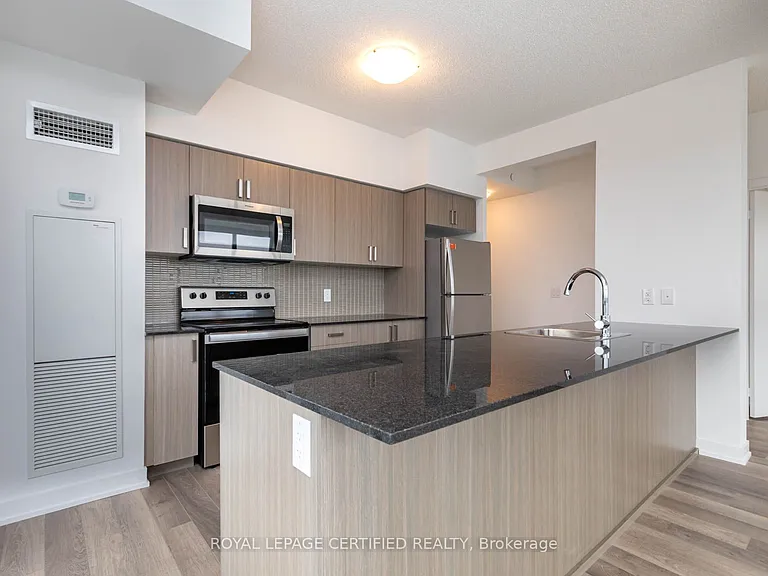 1603 Eglinton Ave W #909 — Photo 8