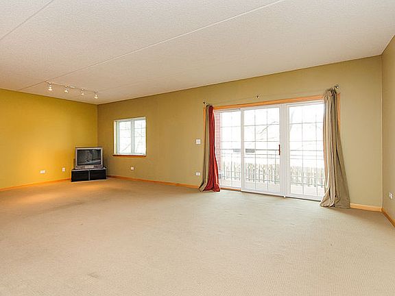 5th image of 55 S Hale St Unit 103