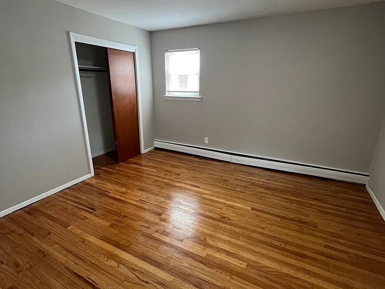 824 Cedar Ln — Photo 5