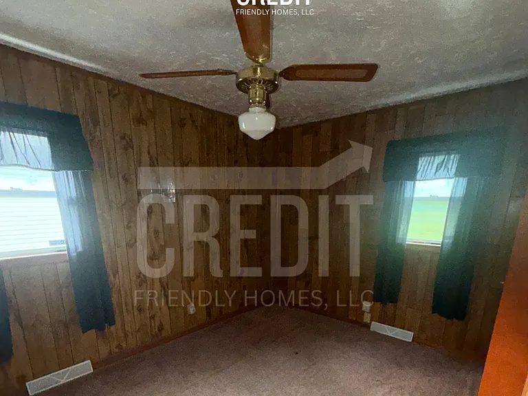 8303 Bluff St — Photo 5