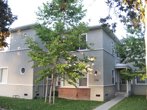 132A Lukens Pl, Glendale, CA 91206