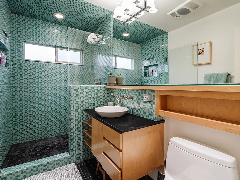 2334 Glyndon Ave — Photo 23