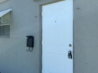 124 SE 4th St APT 2, Hallandale Beach, FL 33009