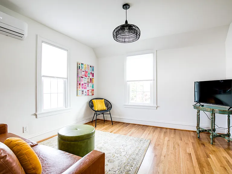 817 Edgehill Rd #2 — Photo 22