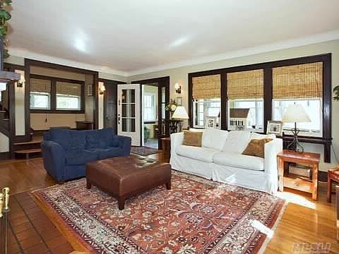2nd image of 2 Chestnut St