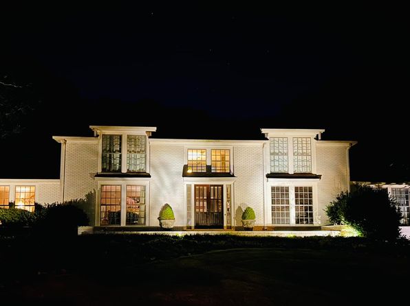 2316 Horsetree Pl SE, Decatur, AL 35601