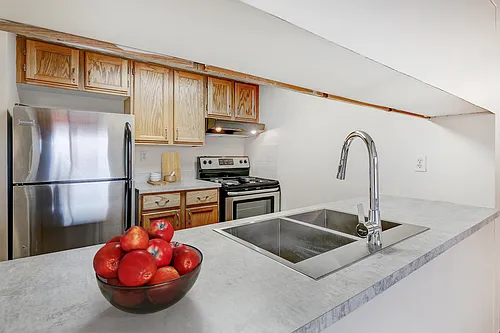 150 Jasper Ave NW Photo 1