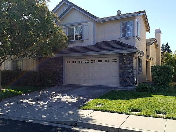 Two car Garage - Home Facade