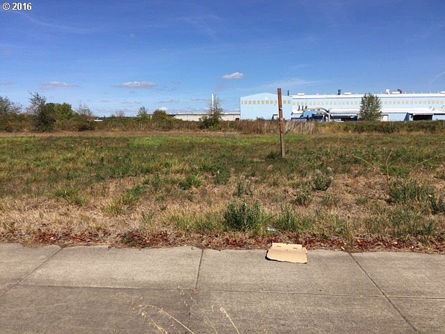 2nd image of 34TH Ave SW #100