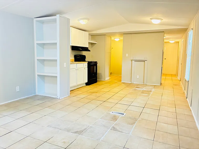 143 Bluebird Ln #A — Photo 6