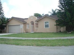 17113 SW 149th Pl, Miami, FL 33187