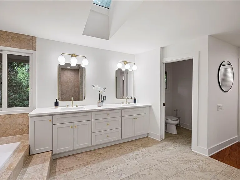 4198 Lake Rill Ct — Photo 27