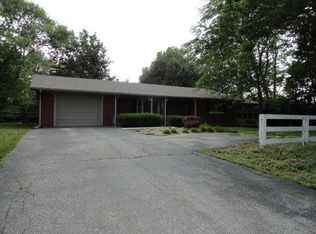 1745 Galbraith Rd, Frankfort, KY 40601