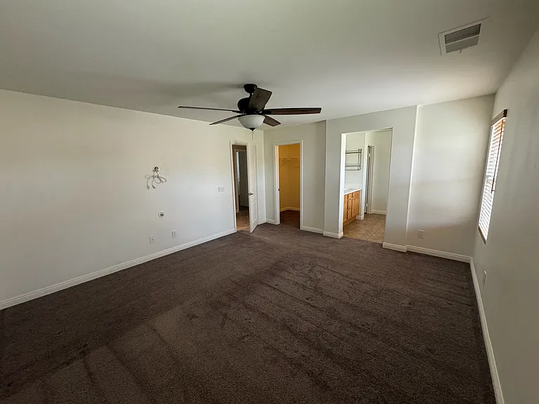 Langley Ct — Photo 12