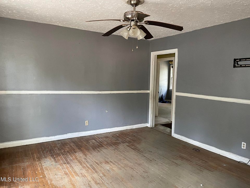 2nd image of 3717 Northhaven Dr