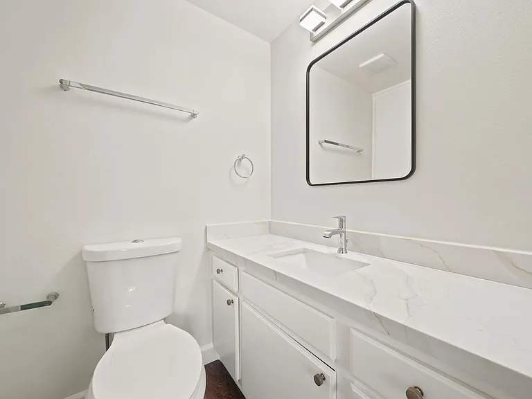 2222 Pacific Ave — Photo 12