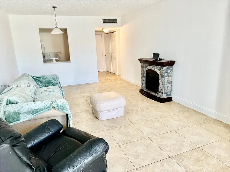 801 Three Islands Blvd #417 — Photo 8